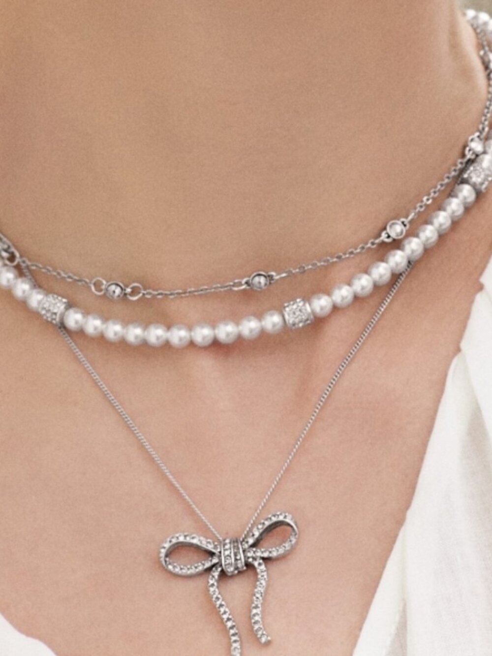 Brighton Collectibles Meridian Petite Pearl Station Necklace - Picture 3 of 4
